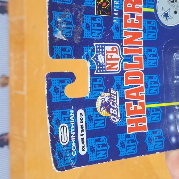 Vintage Dallas Cowboys greats Lot of 4 NFL collectible Starting Lineup figures - Picture 15 of 16